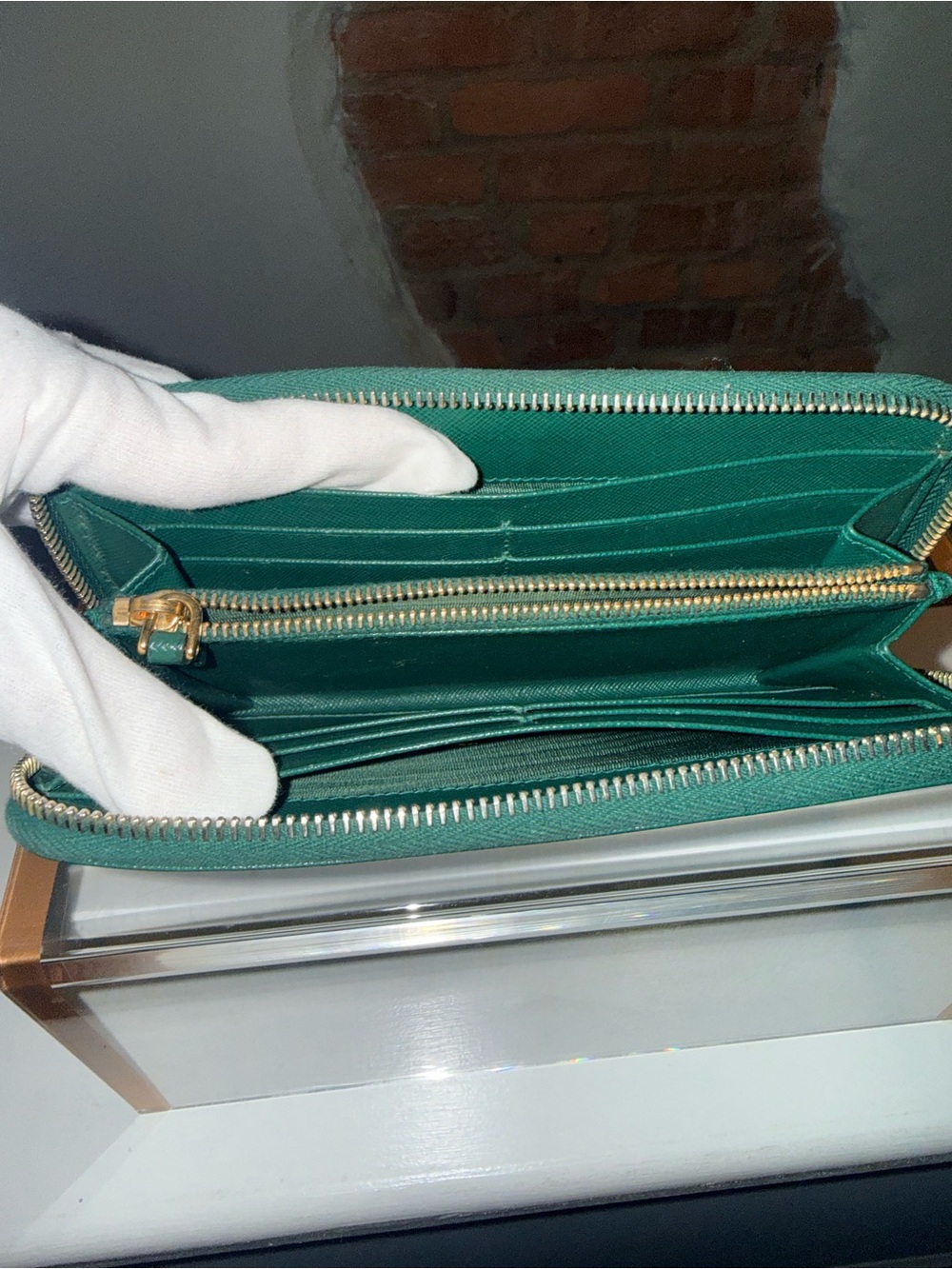 Authentic Prada Emerald Green Saffiano Zip Around Wallet Limited Edition - Picture 9 of 13
